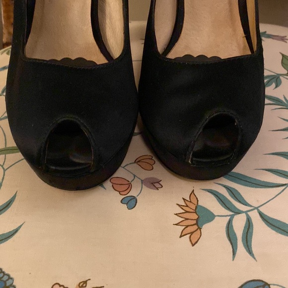 Michael Kors Stunning Black Satin Peep Toe Heels With Black Crystal Heel EUC - Picture 3 of 9